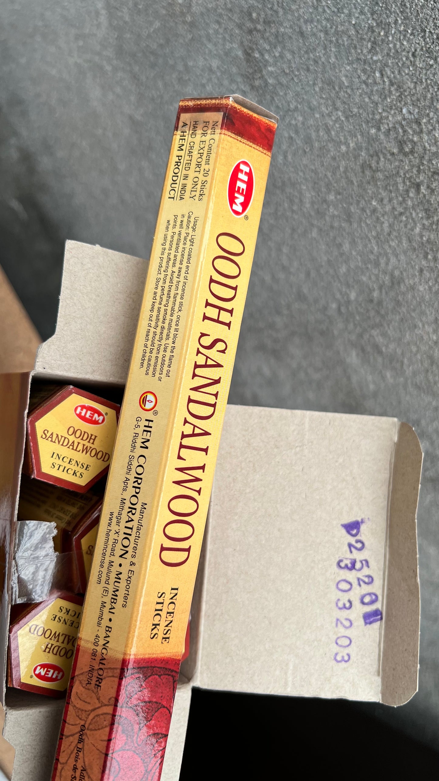 Oodh Sandalwood Incense Sticks